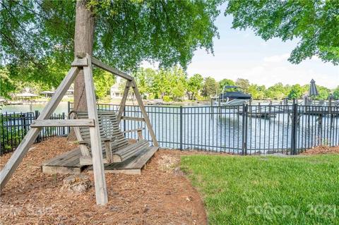 17535 Springwinds Dr, Cornelius, NC 28031 photo 9