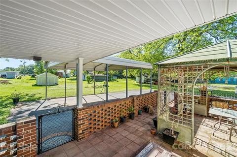 913 1st Ave S, Conover, NC 28613 photo 8