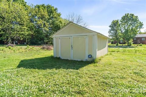 913 1st Ave S, Conover, NC 28613 photo 34