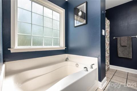 4946 Addison Ln, Hickory, NC 28601 photo 20