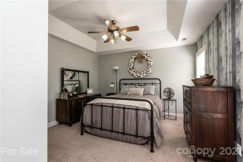 4946 Addison Ln, Hickory, NC 28601 photo 18
