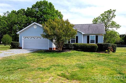5712 Bentgrass Ct, Monroe, NC 28110 photo 1