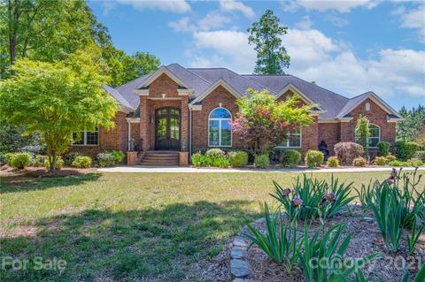 2011 Eagle Point Est, Lancaster, SC 29720 photo 1