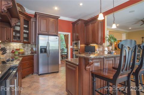 2011 Eagle Point Est, Lancaster, SC 29720 photo 10