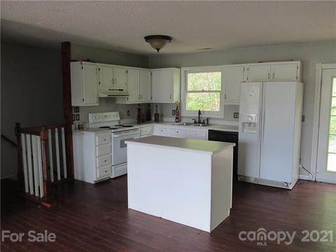 356 Desoto Trl, Sylva, NC 28779 photo 5