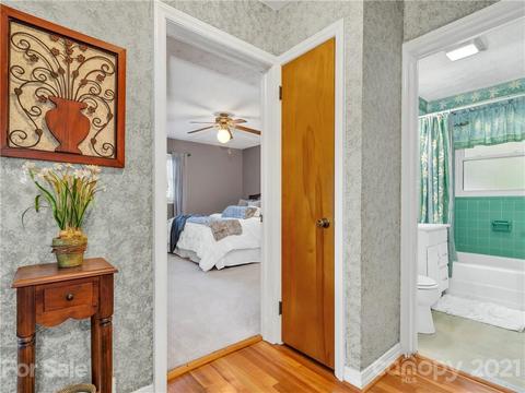 45 Hazel St, Canton, NC 28716 photo 15