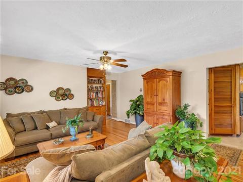 45 Hazel St, Canton, NC 28716 photo 14