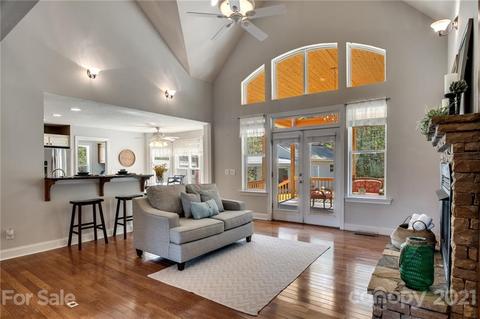 338 Tahlfield Rd, Sylva, NC 28779 photo 4