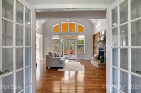 338 Tahlfield Rd, Sylva, NC 28779 photo 7