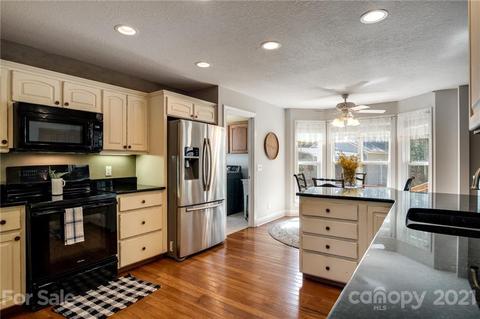 338 Tahlfield Rd, Sylva, NC 28779 photo 11
