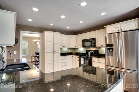338 Tahlfield Rd, Sylva, NC 28779 photo 13