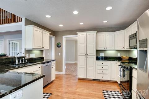 338 Tahlfield Rd, Sylva, NC 28779 photo 12