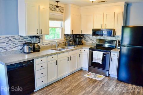1192 Venus St, Conover, NC 28613 photo 2