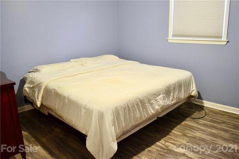 1192 Venus St, Conover, NC 28613 photo 8