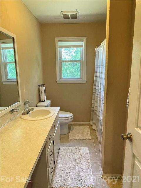 1192 Venus St, Conover, NC 28613 photo 9