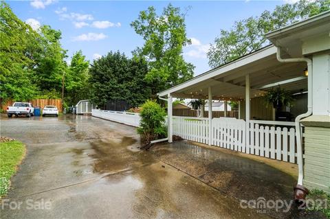 208 3rd St NE, Hickory, NC 28601 photo 27