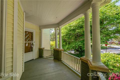 265 S Main St, Davidson, NC 28036 photo 8