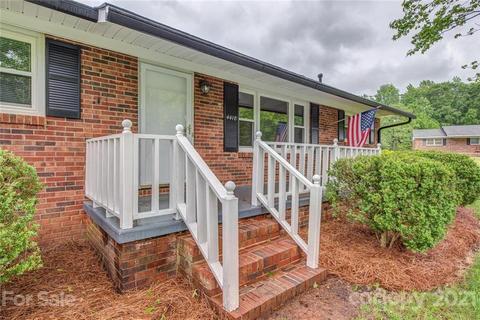 4418 Farmbrook Rd, Gastonia, NC 28056 photo 3