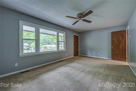 4418 Farmbrook Rd, Gastonia, NC 28056 photo 7