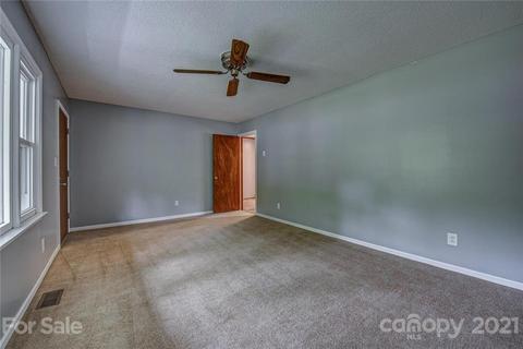 4418 Farmbrook Rd, Gastonia, NC 28056 photo 6