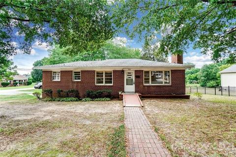 201 Lydia St, Monroe, NC 28110 photo 3