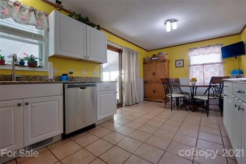 111 Singing Pine Dr, Clover, SC 29710 photo 9