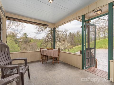 131 Creekside Dr, Clyde, NC 28721 photo 2