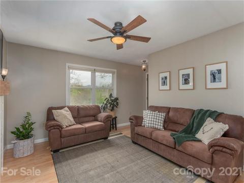 131 Creekside Dr, Clyde, NC 28721 photo 6
