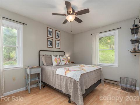 131 Creekside Dr, Clyde, NC 28721 photo 14