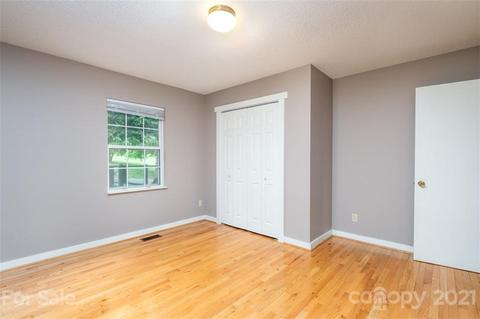 63 Selby Dr, Marshall, NC 28753 photo 27