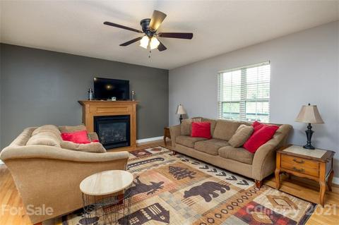 63 Selby Dr, Marshall, NC 28753 photo 22
