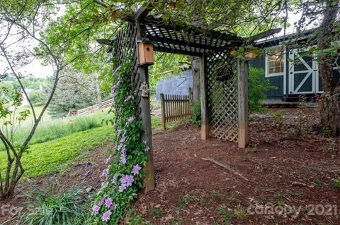 63 Selby Dr, Marshall, NC 28753 photo 12