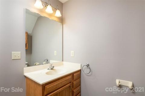 63 Selby Dr, Marshall, NC 28753 photo 30