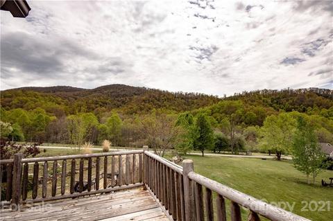 175 Buckeye Branch Dr, Clyde, NC 28721 photo 4