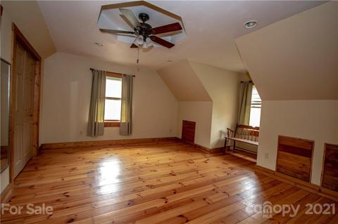 175 Buckeye Branch Dr, Clyde, NC 28721 photo 21