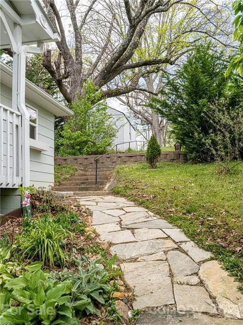 567 Bailey St, Mars Hill, NC 28754 photo 4