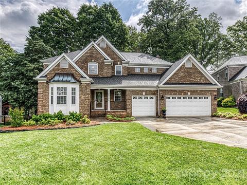 20309 Val Cir, Cornelius, NC 28031 photo 1