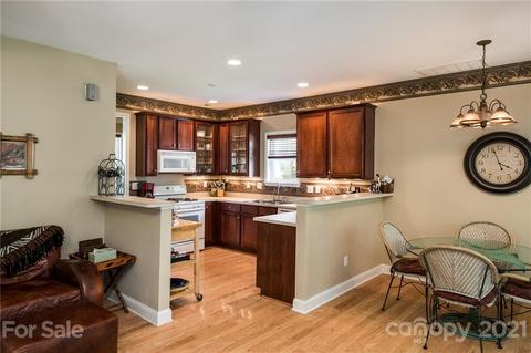 18314 Flagman Cir, Cornelius, NC 28031 photo 8