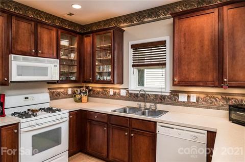 18314 Flagman Cir, Cornelius, NC 28031 photo 9