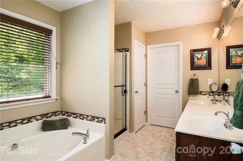 18314 Flagman Cir, Cornelius, NC 28031 photo 12