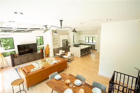 425 Coxe Ave, Charlotte, NC 28208 photo 6