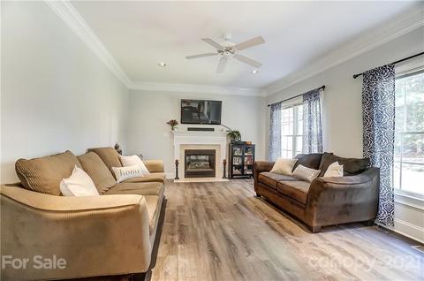 19100 Spring Blossom Ln, Cornelius, NC 28031 photo 10