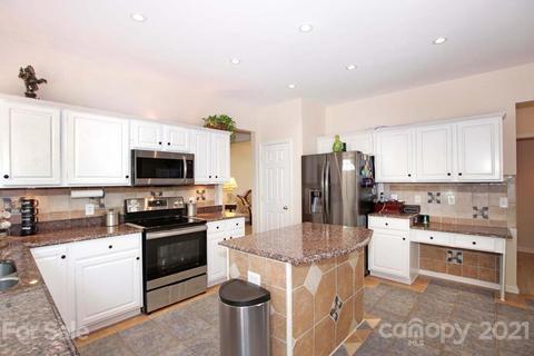 18113 Harbor Mist Rd, Cornelius, NC 28031 photo 17