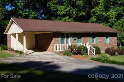 604 Laurel Ct, Lancaster, SC 29720 photo 2