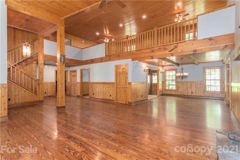 47 Oriole Dr, Sylva, NC 28779 photo 1