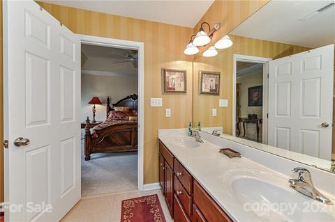 20128 Amy Lee Dr, Cornelius, NC 28031 photo 27