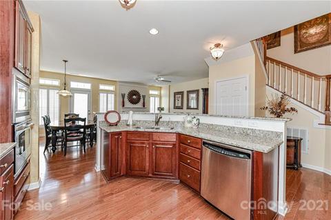 20128 Amy Lee Dr, Cornelius, NC 28031 photo 11
