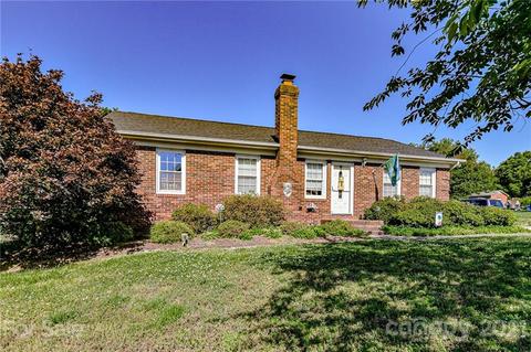 5923 Greyfield Dr, Monroe, NC 28110 photo 2