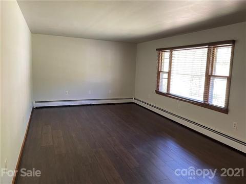 79 Candy Ln, Sylva, NC 28779 photo 11
