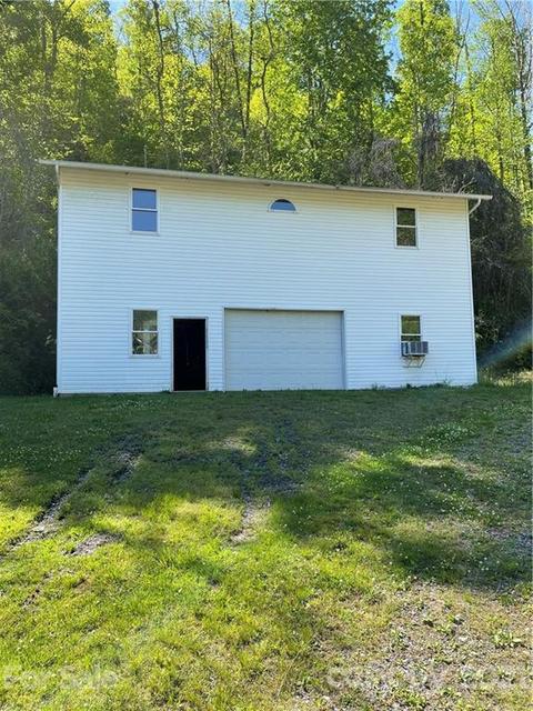 79 Candy Ln, Sylva, NC 28779 photo 4